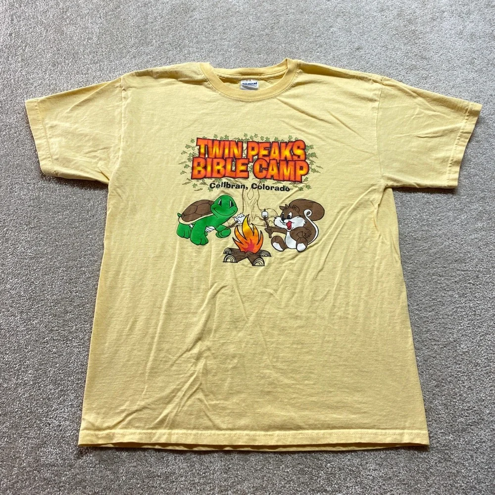 Gildan Ultra Cotton Twin Peaks Bible Camp‎ Shirt Kids Medium Yellow Graphic Tee